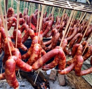 Lạp sườn gác bếp - Món ăn không thể thiếu trong dịp Tết nguyên đán